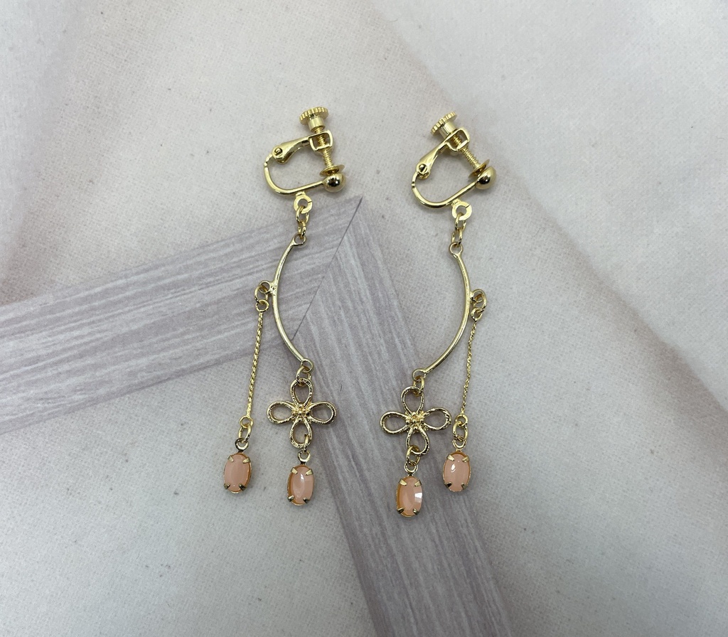 フローリア(ピンク) イヤリング