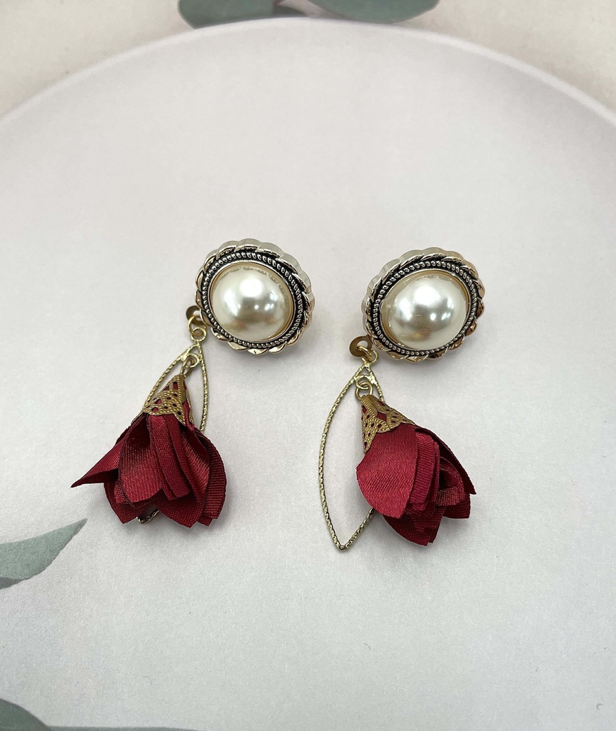 カメリア/ピアス