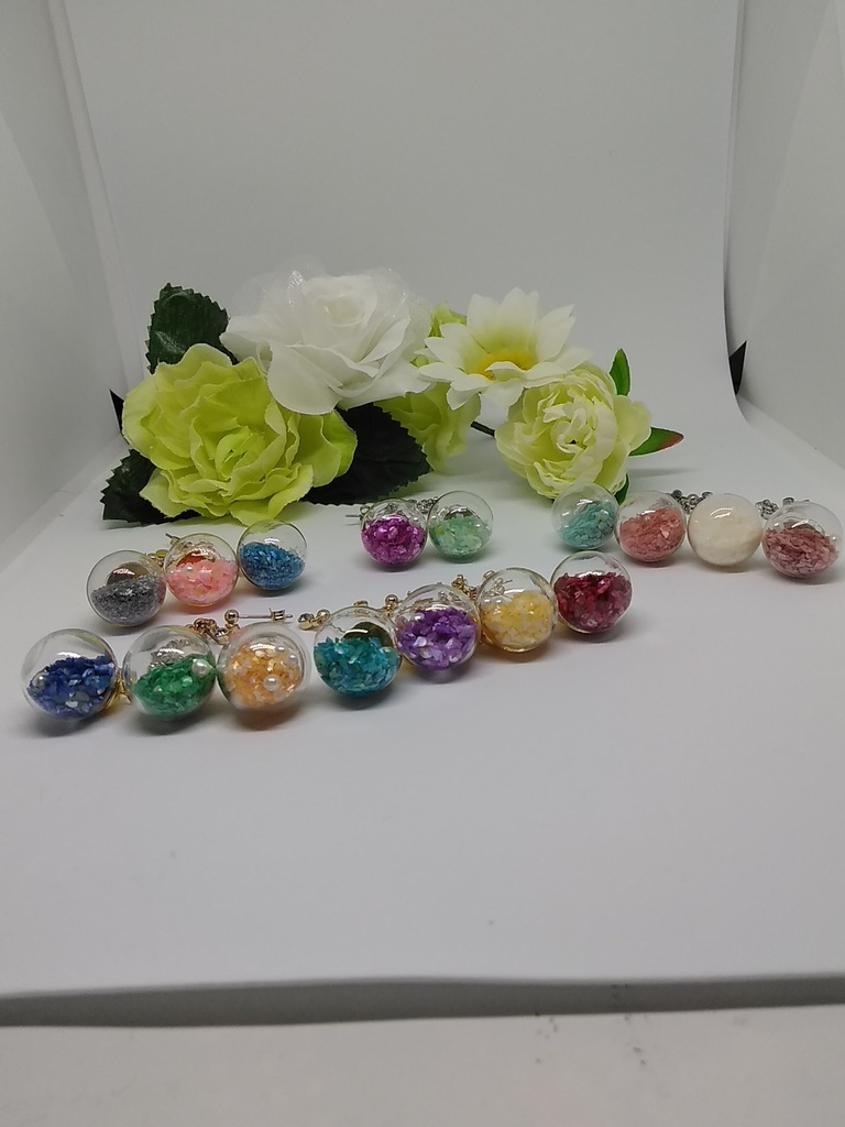 colorfulガラスドームピアス