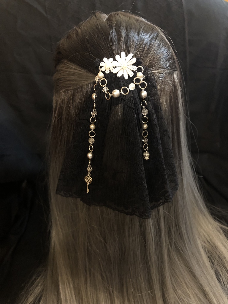 ヘアアクセサリー