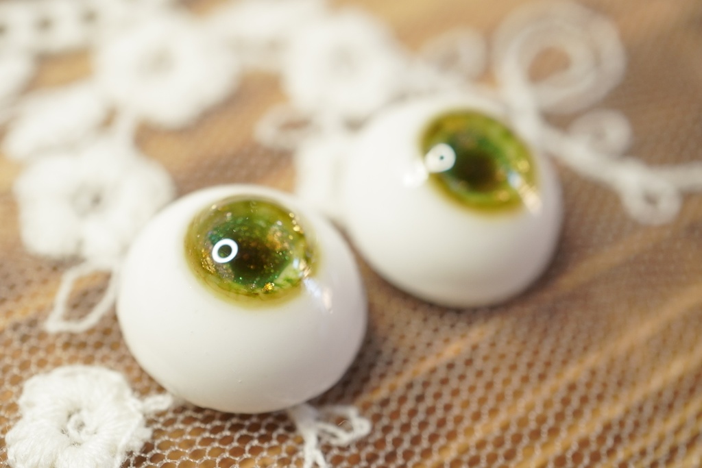 【緑雨の音1407-1】14mm/虹彩7mm