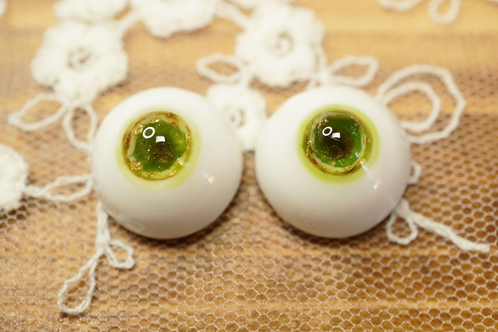 【緑雨の音1406-1】14mm/虹彩6mm