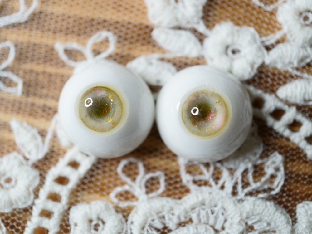 【シャンパンローズ1406-2】14mm/虹彩6mm