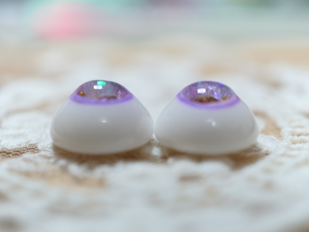 【朝露のすみれ1408】14mm/虹彩8mm