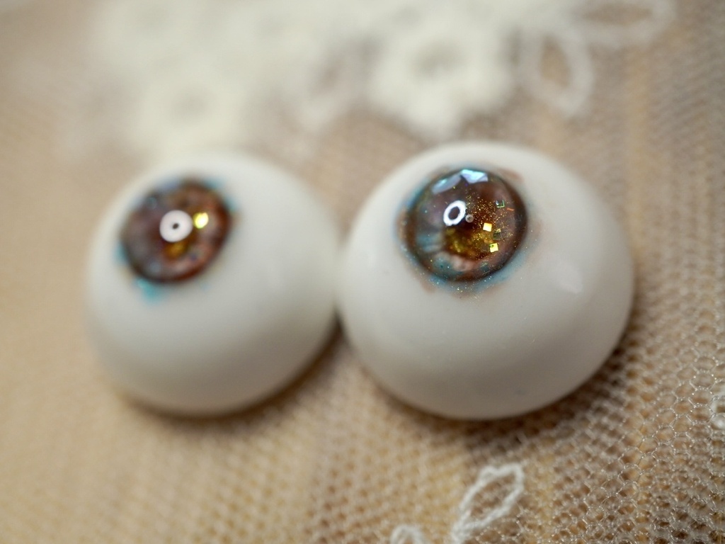 【青磁の午後1606】16mm/虹彩約6mm