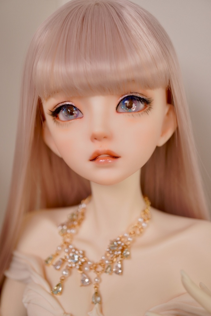【瑠璃に撫子1608】16mm/虹彩約8mm