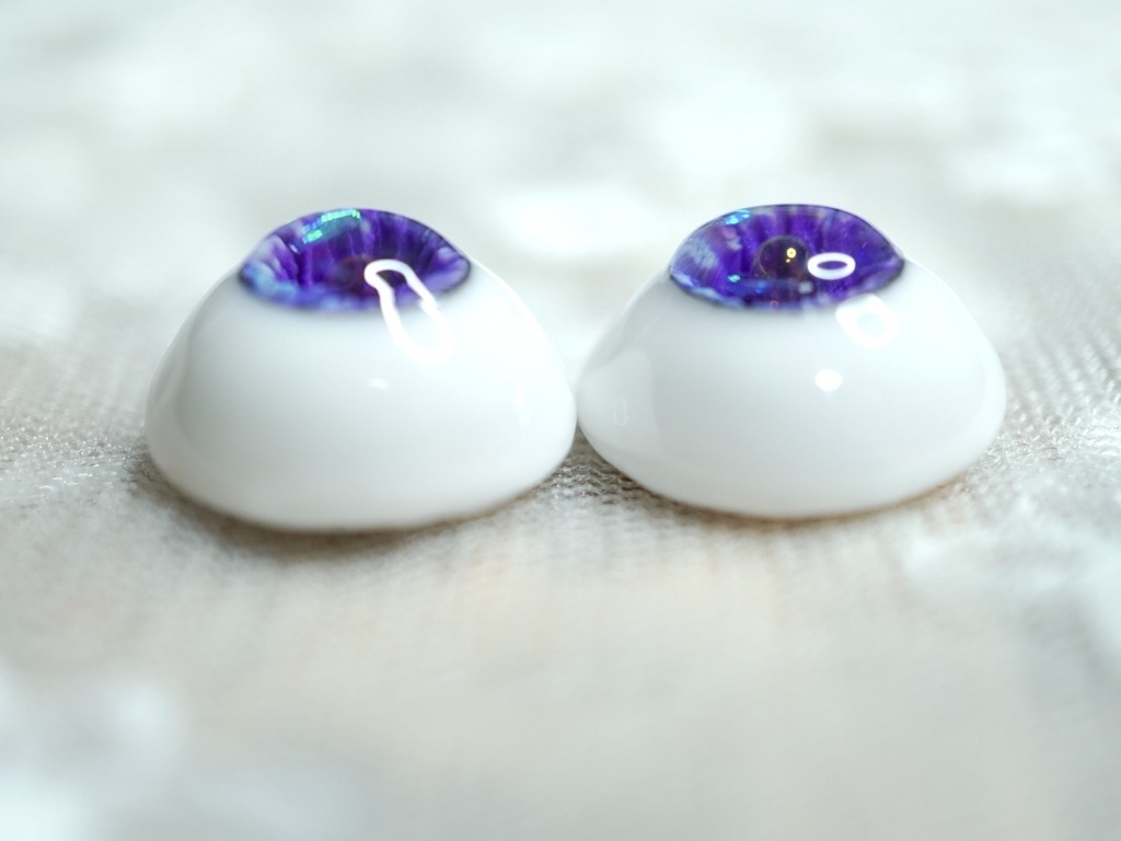 【ラベンダー1602】16mm/虹彩約8mm