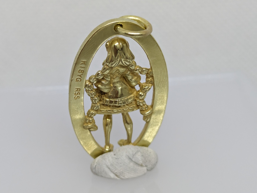 あかりちゃん18金フレームペンダント