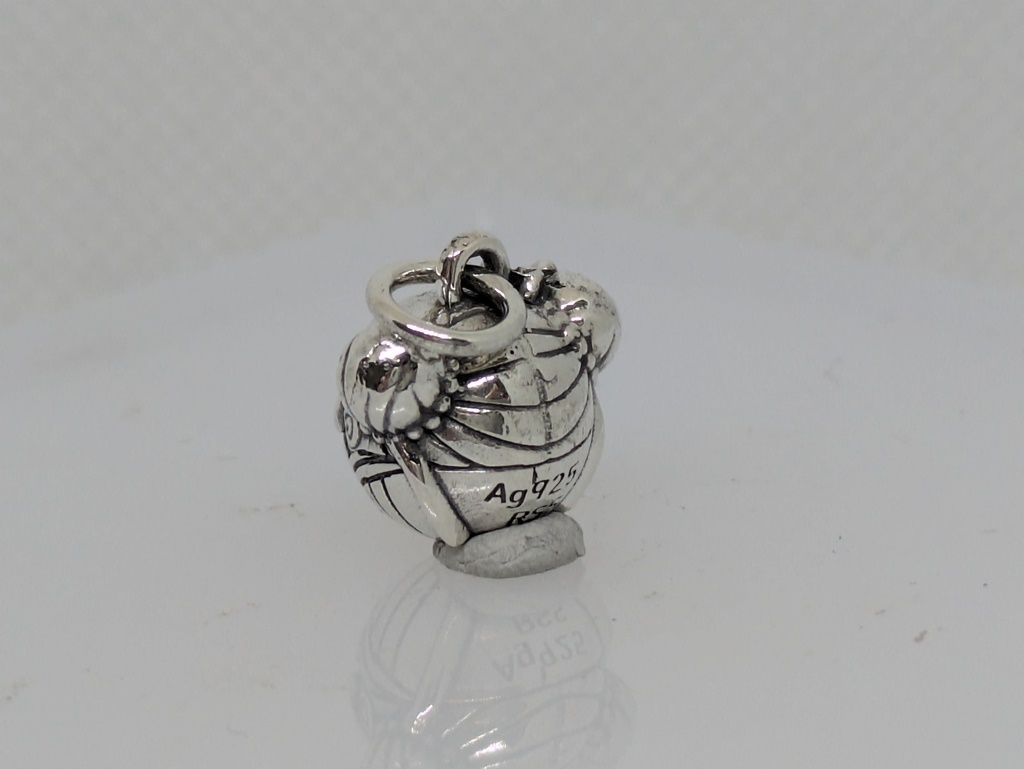 ブルーアーカイブ 竜華キサキ人形シルバーペンダント