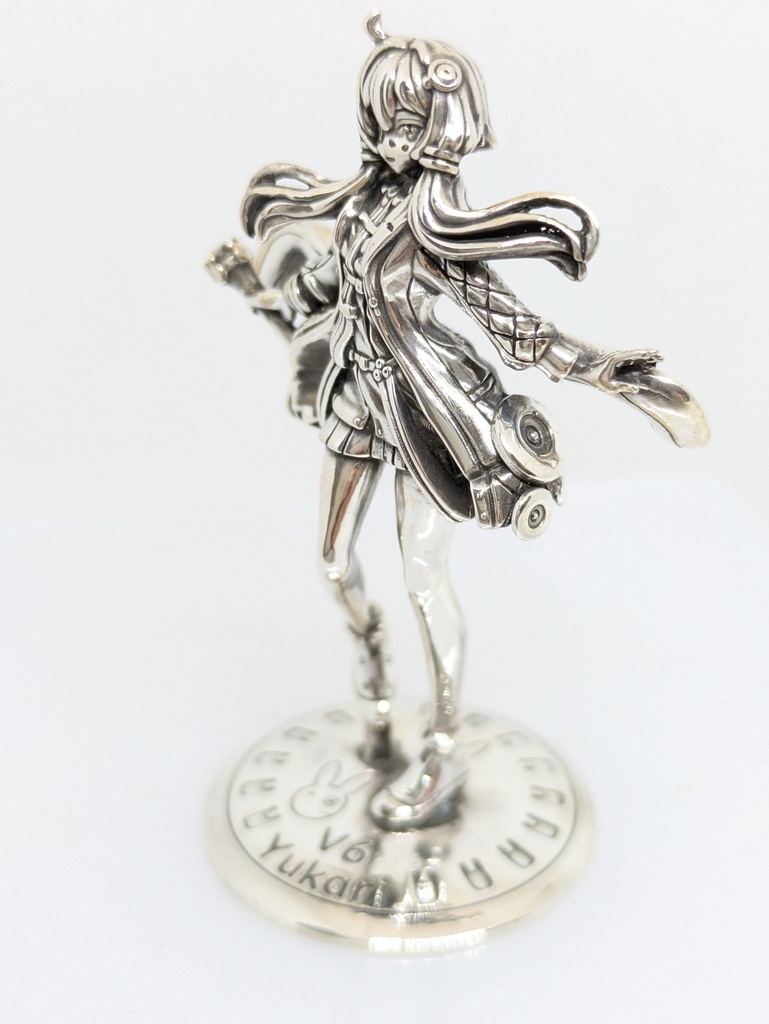 1/35ゆかりさんV6シルバーフィギュア