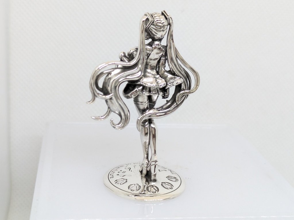 1/35ミクさん銀フィギュアV1