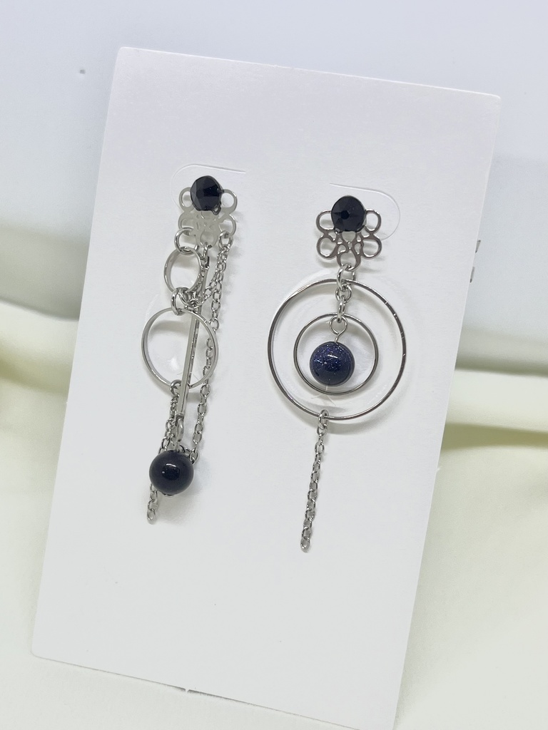 夏油イメージピアス