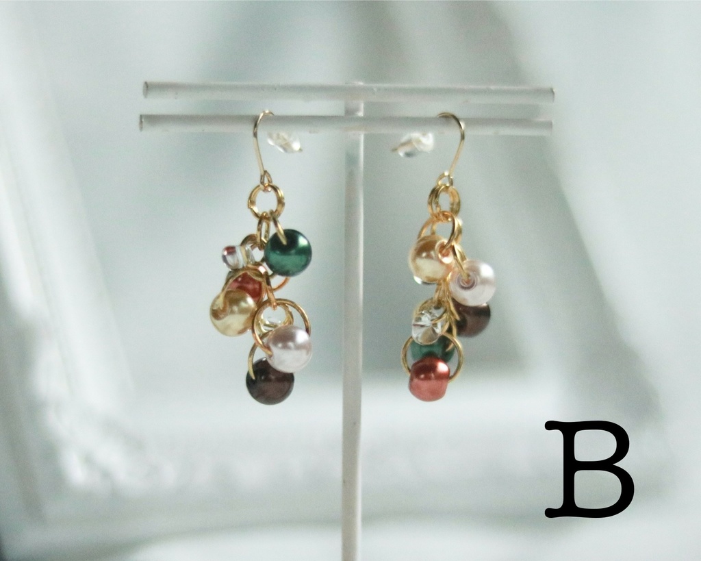 カラフルピアス