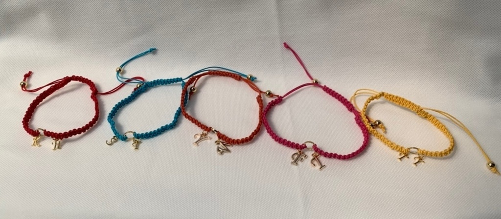 イメージカーラーブレスレット