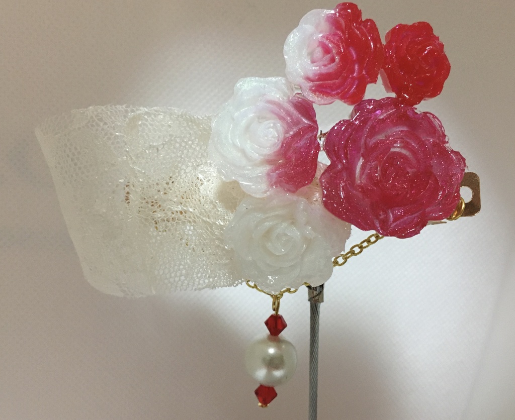 サバイバー リボンバレッタ