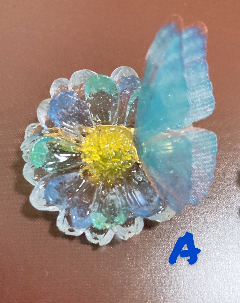 氷花のブローチ