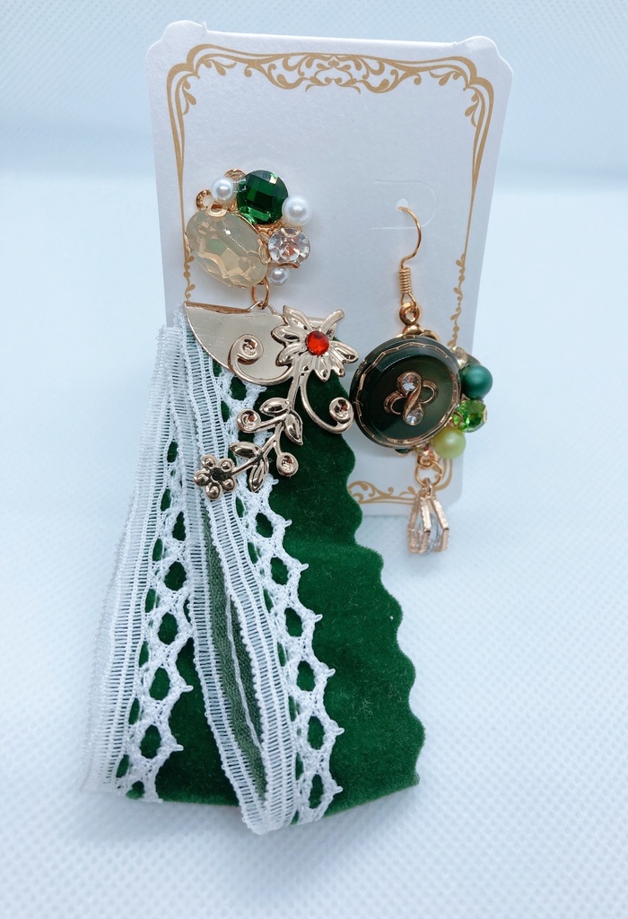 血の女王　モチーフピアス/イヤリング