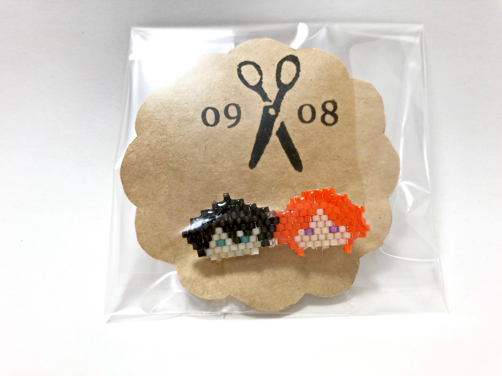 Six Gravity Procellarum ブローチ