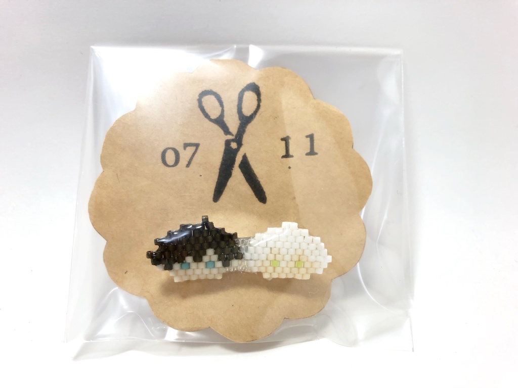 Six Gravity Procellarum ブローチ