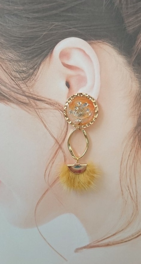 オオサカファーイヤリング・ピアス