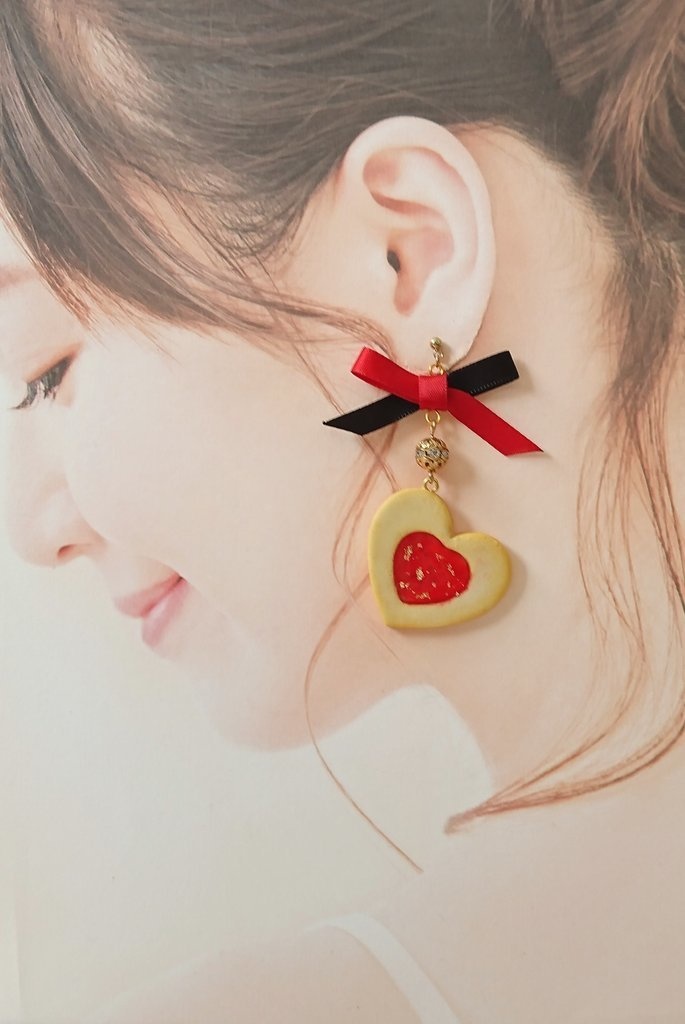 ハーツラビュルステンドグラスクッキーイヤリング・ピアス