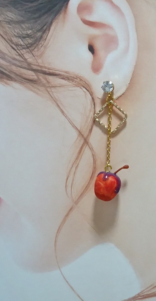 毒林檎イヤリング・ピアス