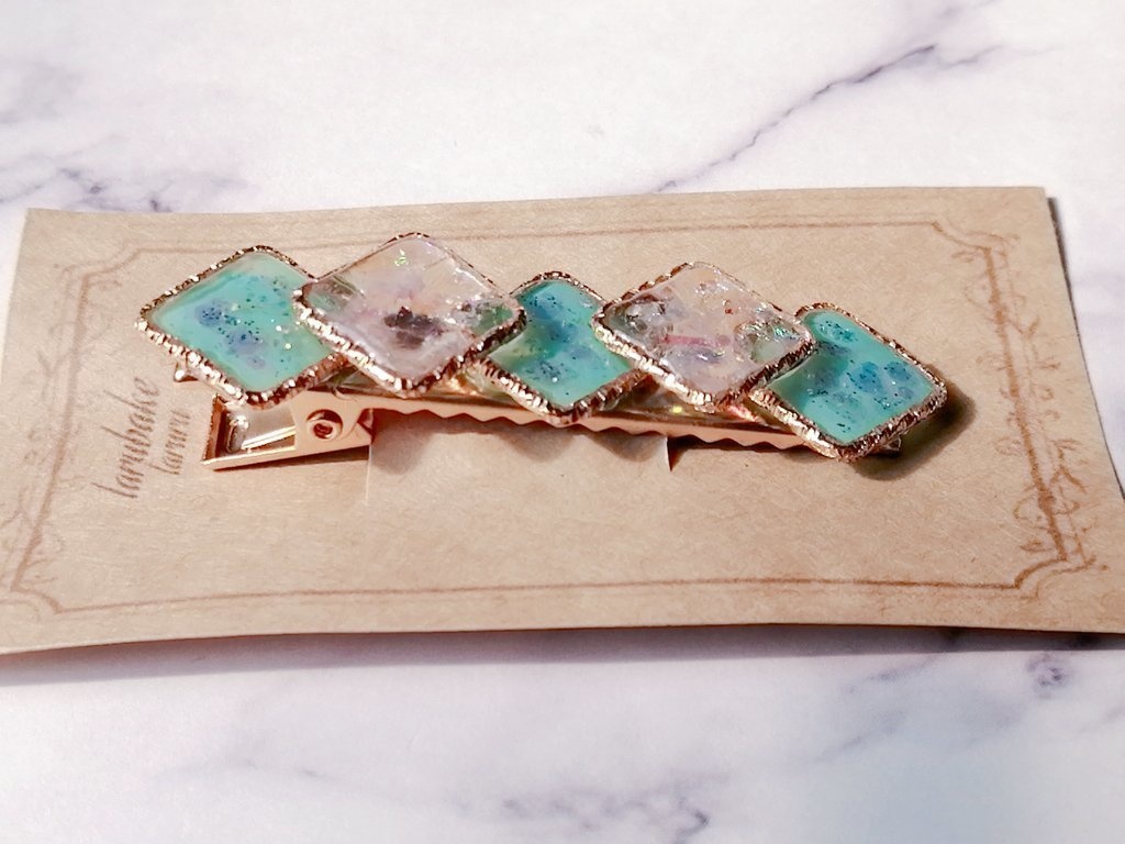 ツイステイメージヘアクリップ