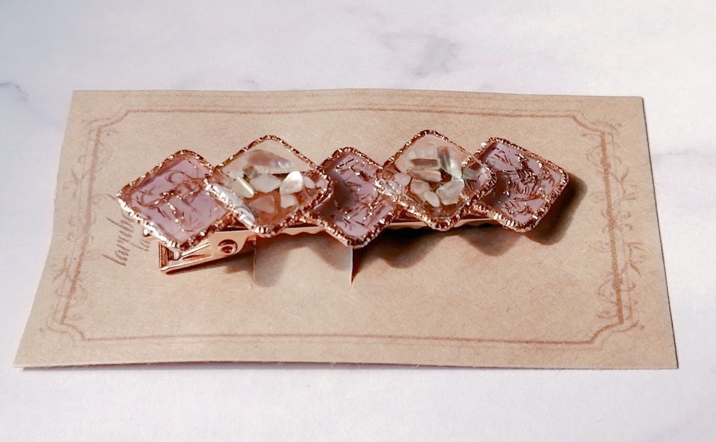 ツイステイメージヘアクリップ