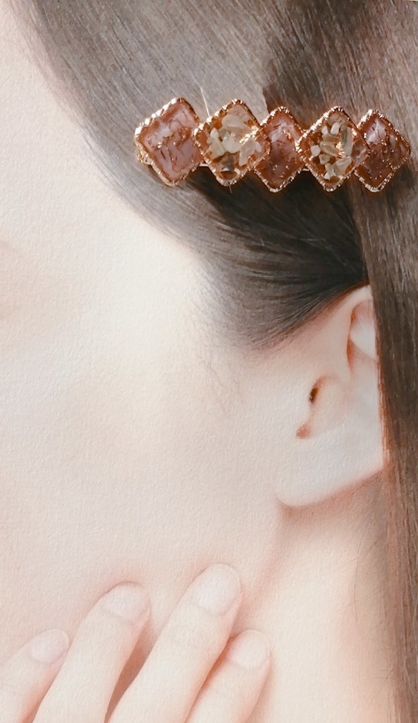 ツイステイメージヘアクリップ