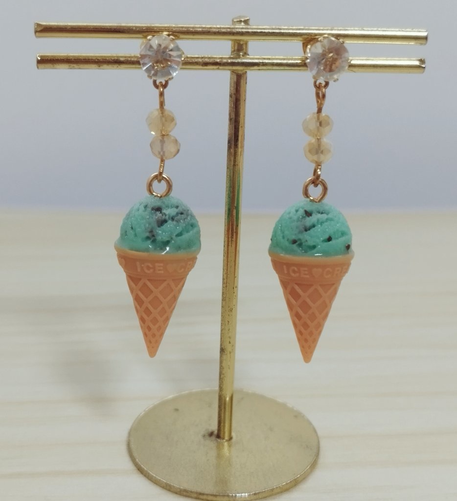 アイスクリームイヤリング•ピアス
