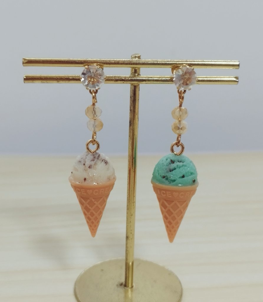 アイスクリームイヤリング•ピアス