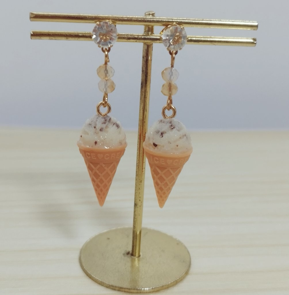 アイスクリームイヤリング•ピアス