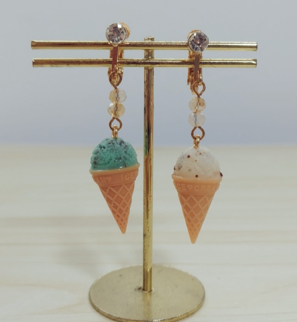 アイスクリームイヤリング•ピアス