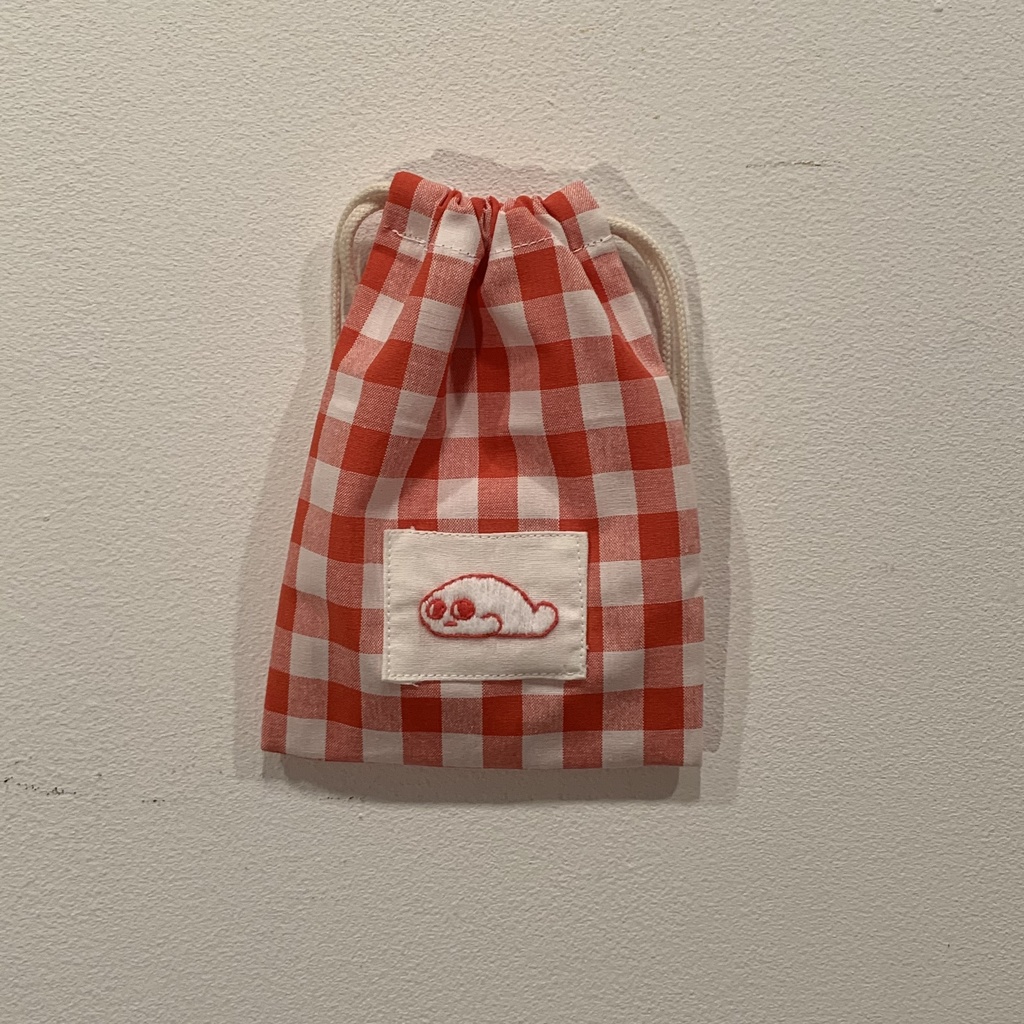 pusa sibirica 刺繍巾着