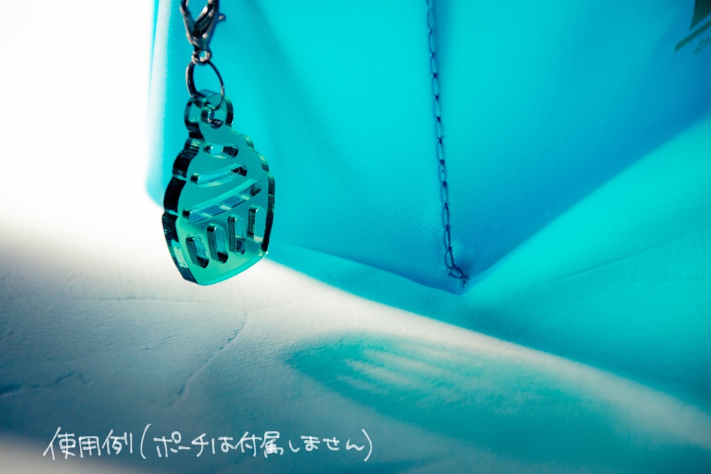 【再販】ネガポジモチーフアクリルチャーム