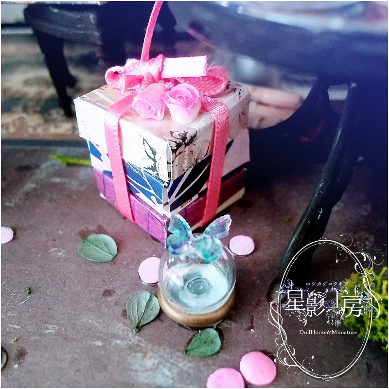 深い森の奥に佇むアトリエ-花と緑溢れる静かな空間で-