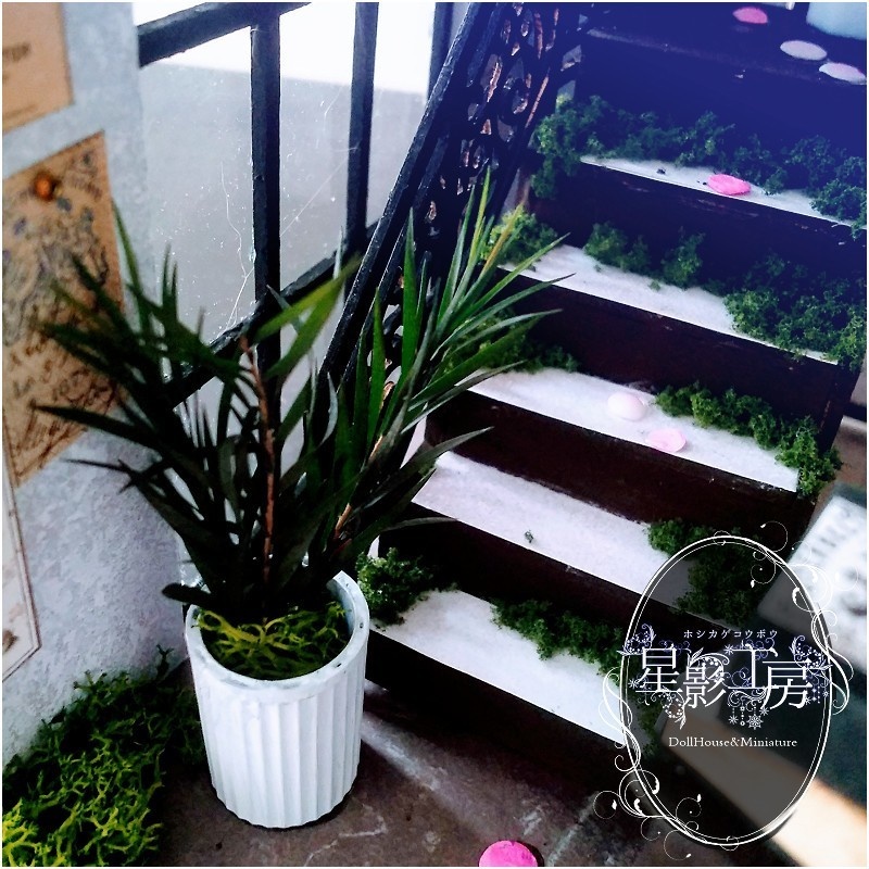 深い森の奥に佇むアトリエ-花と緑溢れる静かな空間で-