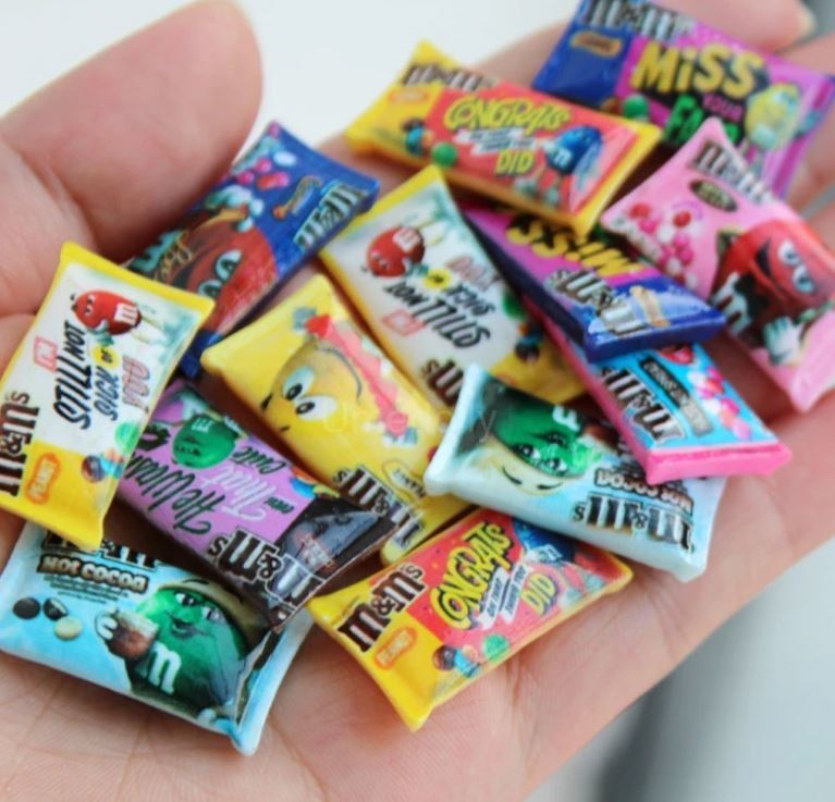 袋菓子のミニチュア4ピースセット　管1006