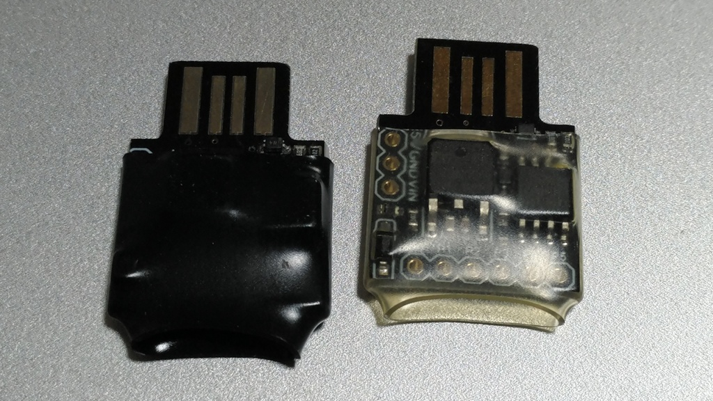 PCをスリープさせないUSBドングル (黒版・透明版各1セット)