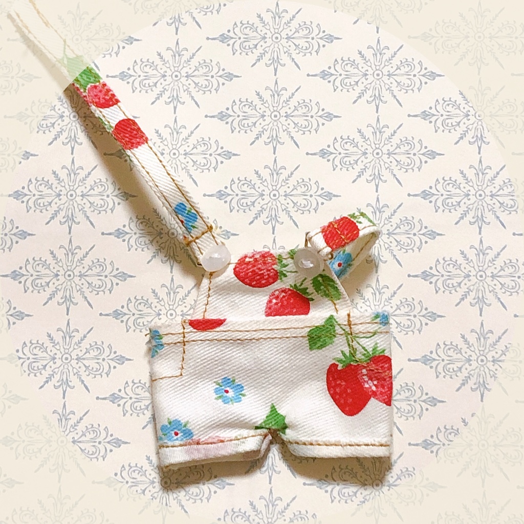 【完売】いちごサロペット🍓