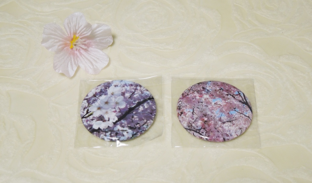 花の写真 44mm缶バッジ