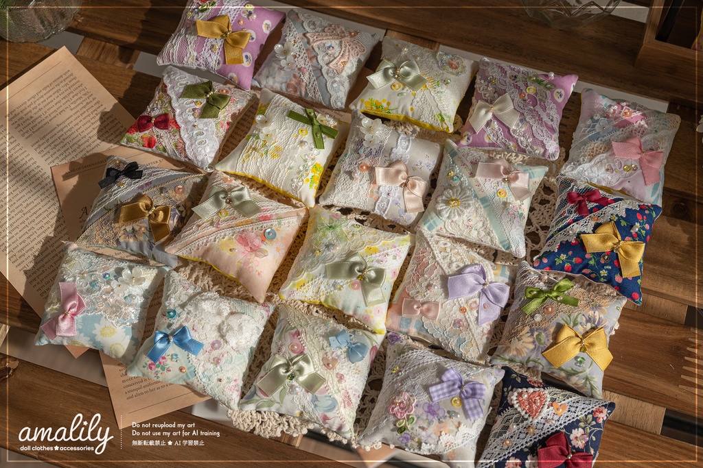 ドールサイズ　クッション