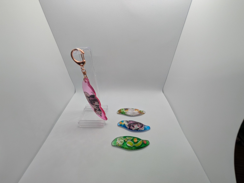 【試作品】ずんだもん、きりたん、箸置きとキーホルダー・その２