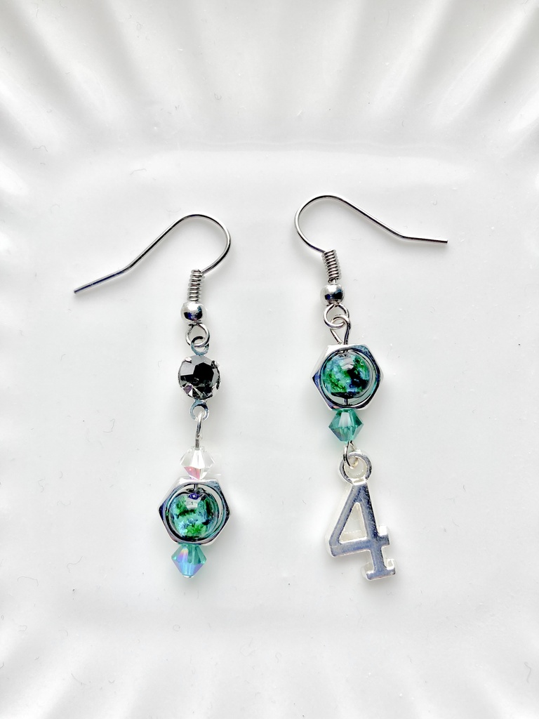 第4十刃のピアス