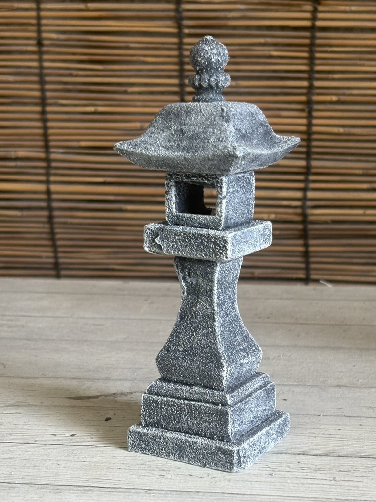 灯籠(とうろう)