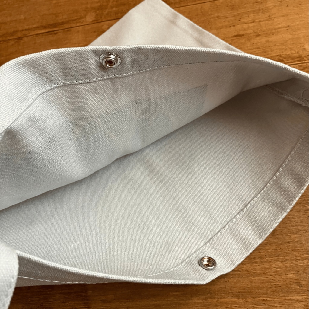 サコッシュ|「森と呼吸する」