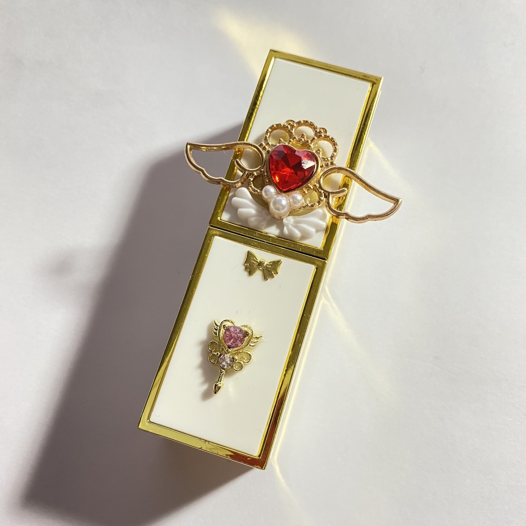 【魔法少女も可愛くなりたい】リップケース【MagicaL LiP】