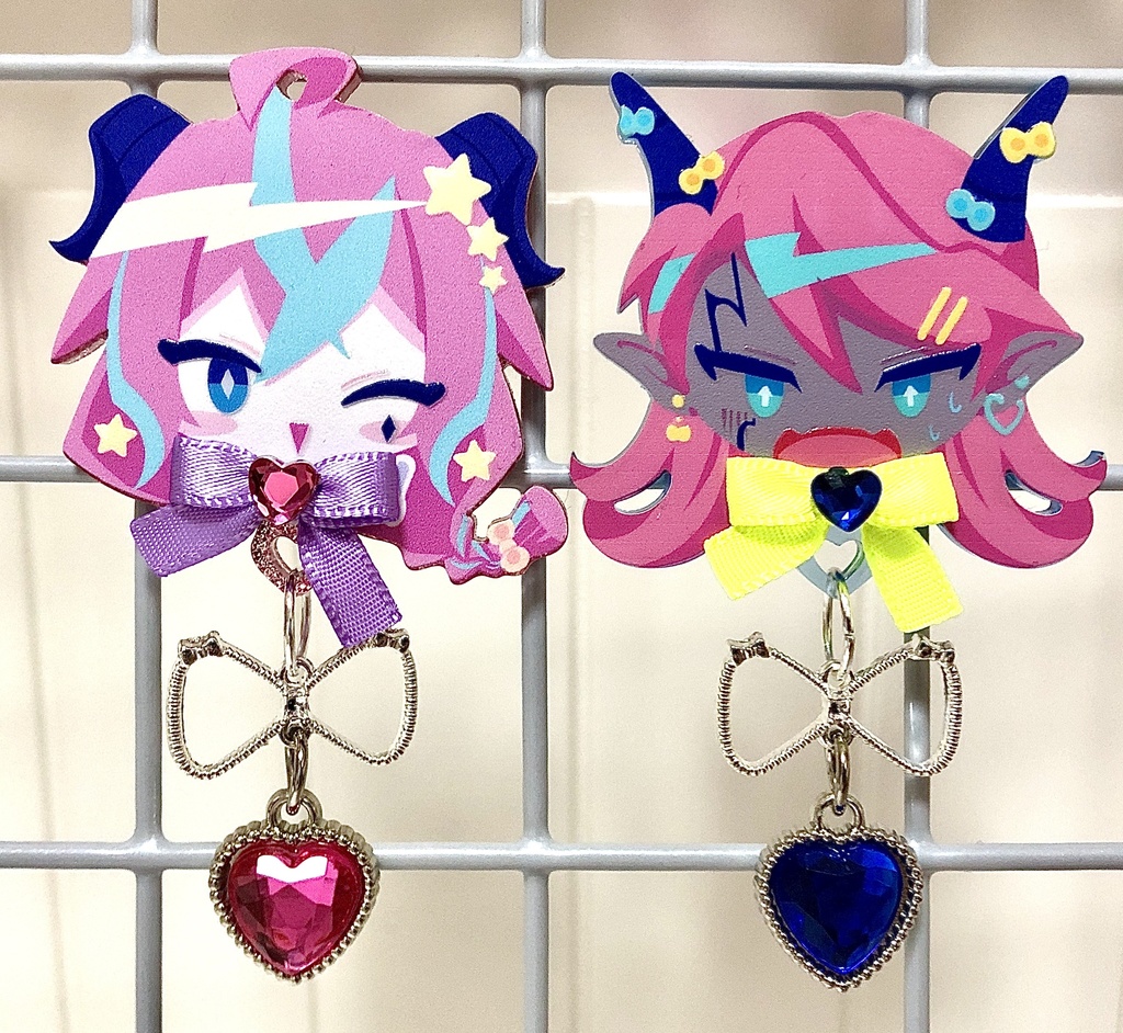 【BLOODXBLESS】再販・おめかしアクリルバッジ 第1弾