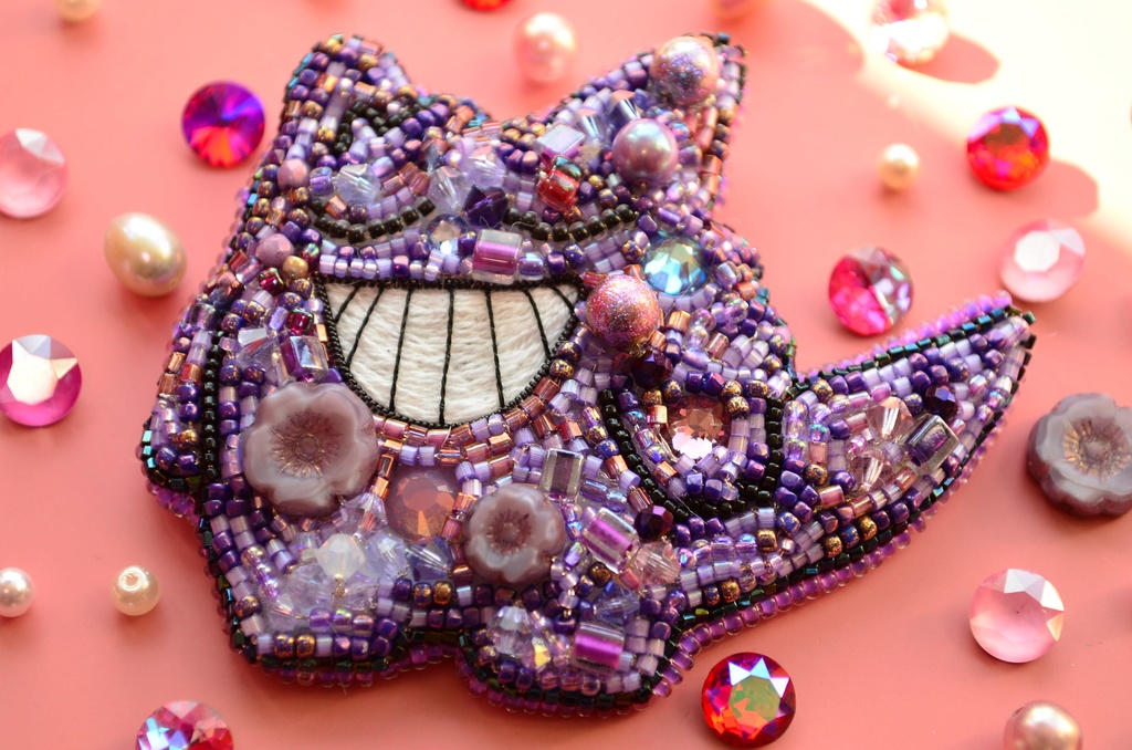 誇らしげゲンガーブローチ【ビーズ刺繍】