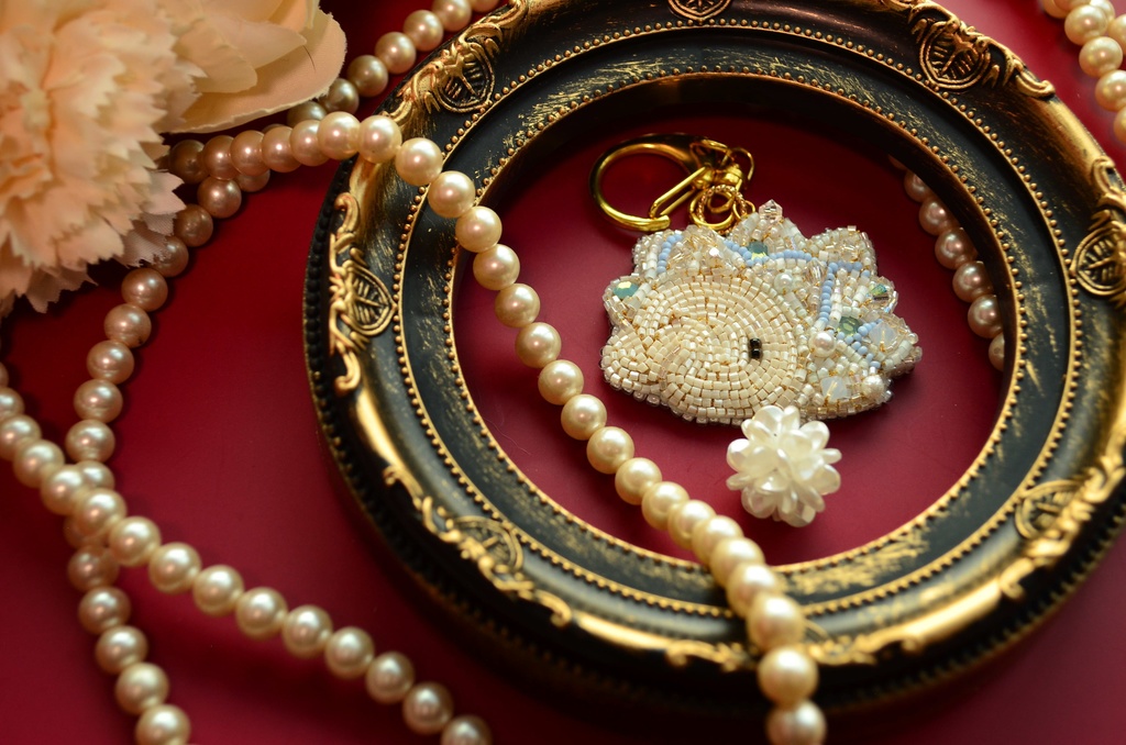 【キーホルダー】ゆきはみちゃん【ビーズ刺繍】